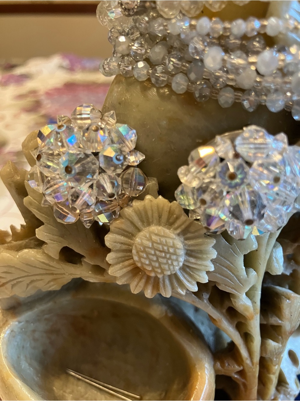 CUT CRYSTAL AND AB CRYSTAL BRACELETS AND EARRINGS - Picture 9 of 14